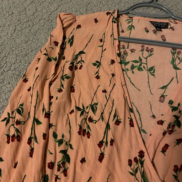 TOPSHOP pink floral wrap top - Picture 2 of 3